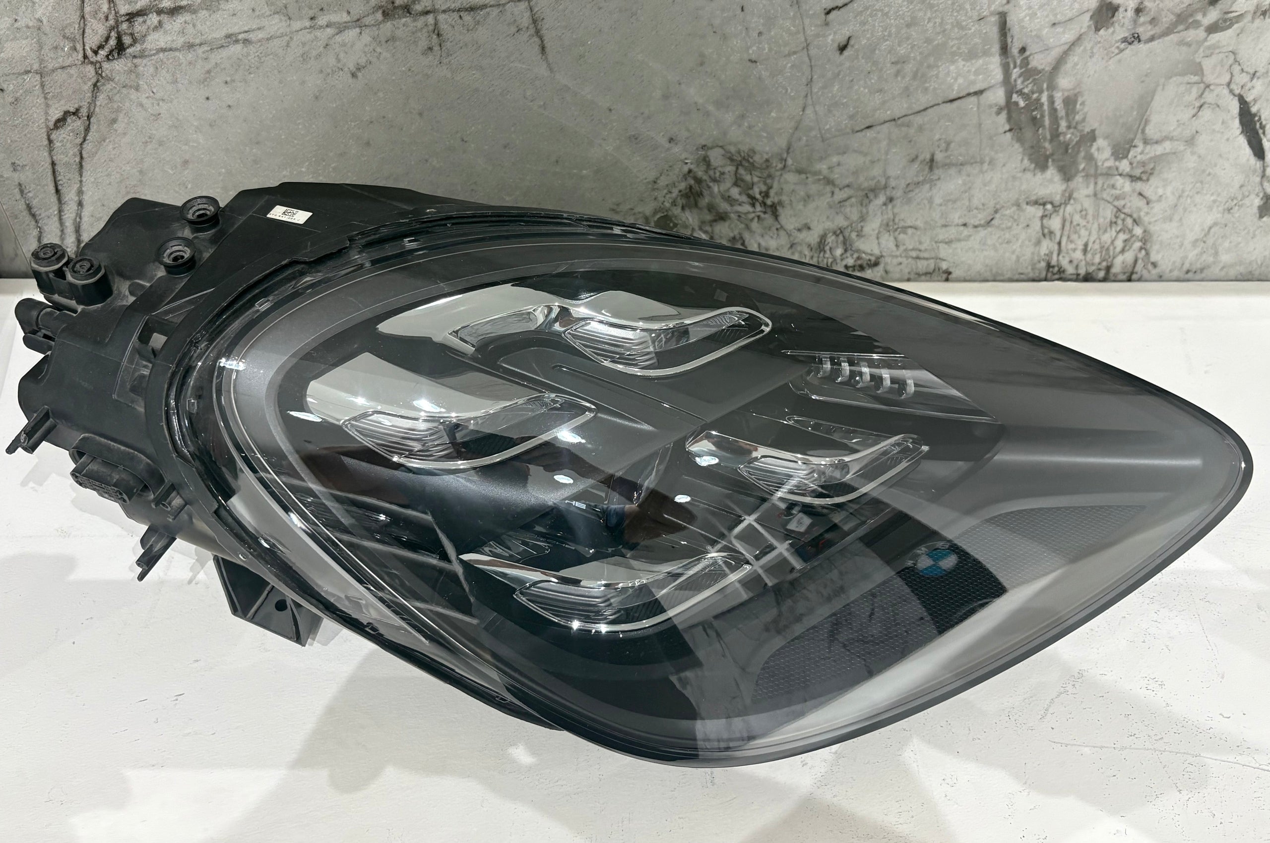 LED Headlamp for Porsche Cayenne 2019 - New condition-Main image