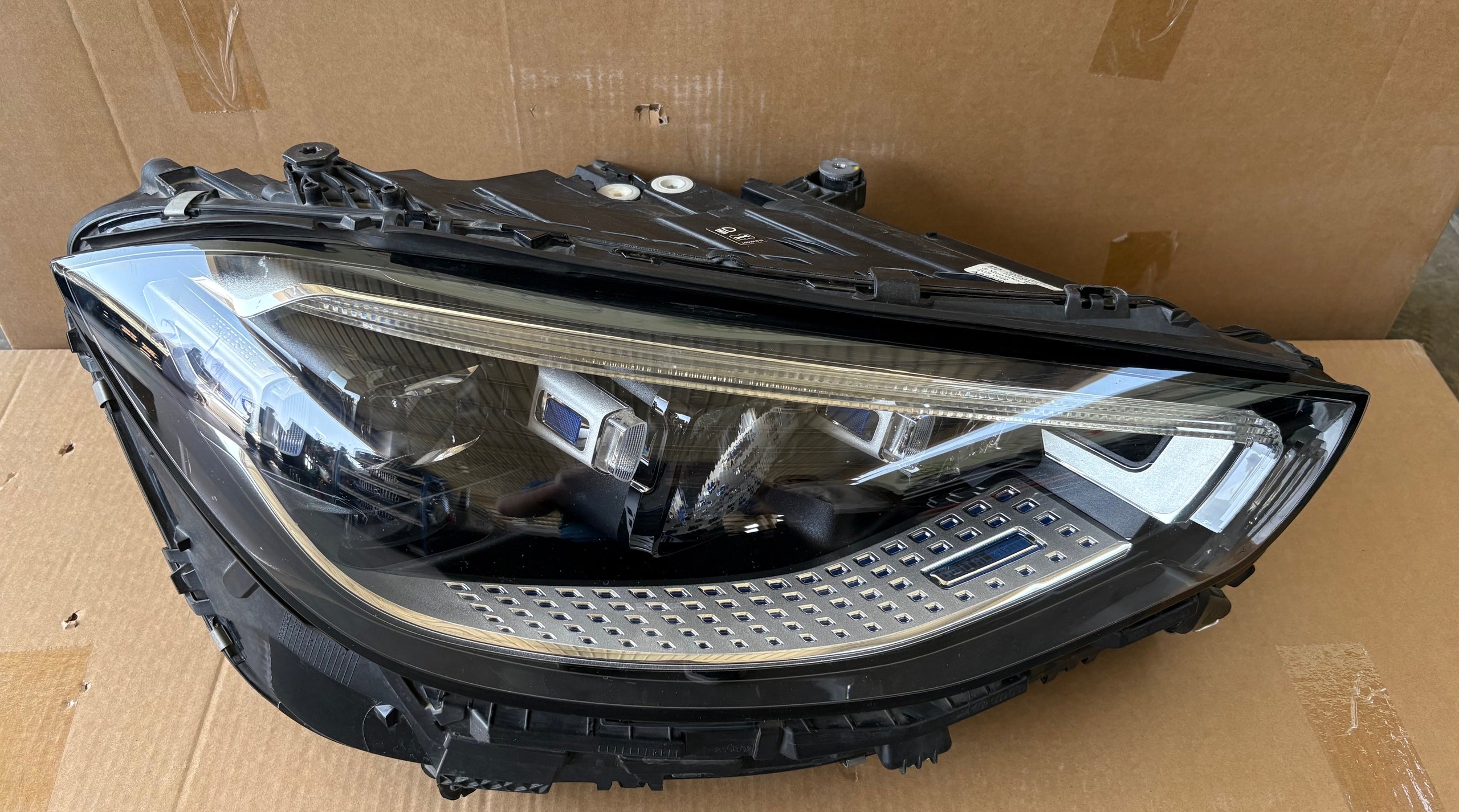 Spark Plug for Mercedes-Benz S-Class 2021 - Used-Main image