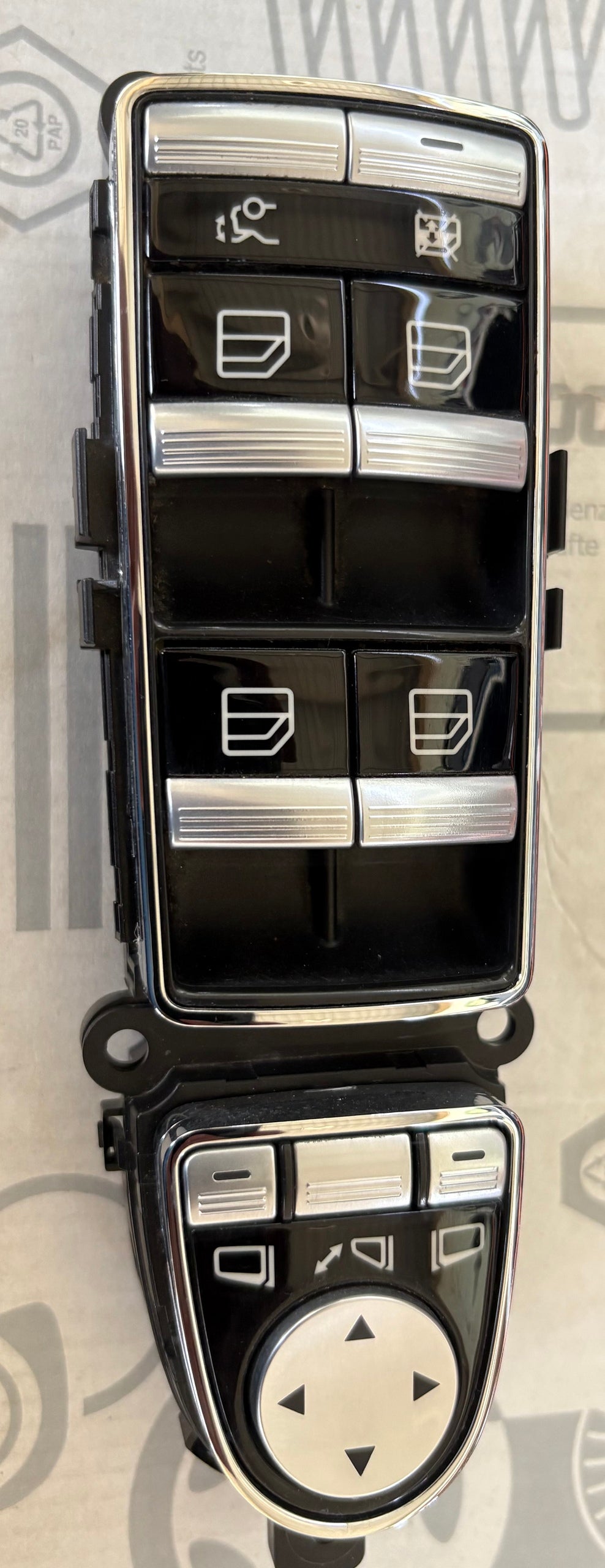 Switch for Mercedes-Benz S-Class 2006 - Used2