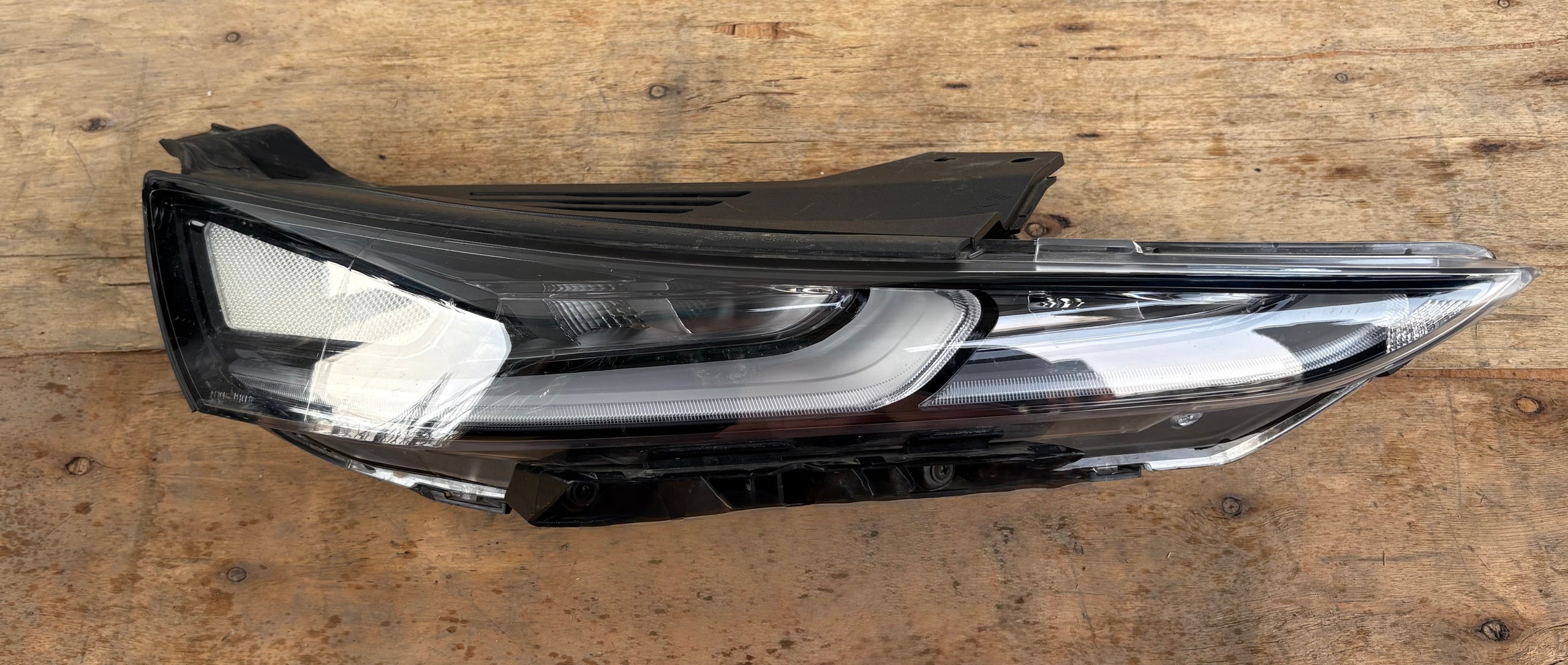 front-right LED Headlamp for Hyundai Santa Fe 2019 - Used3
