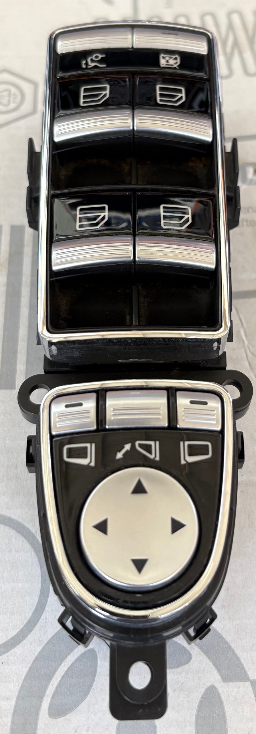 Switch for Mercedes-Benz S-Class 2006 - Used-Main image