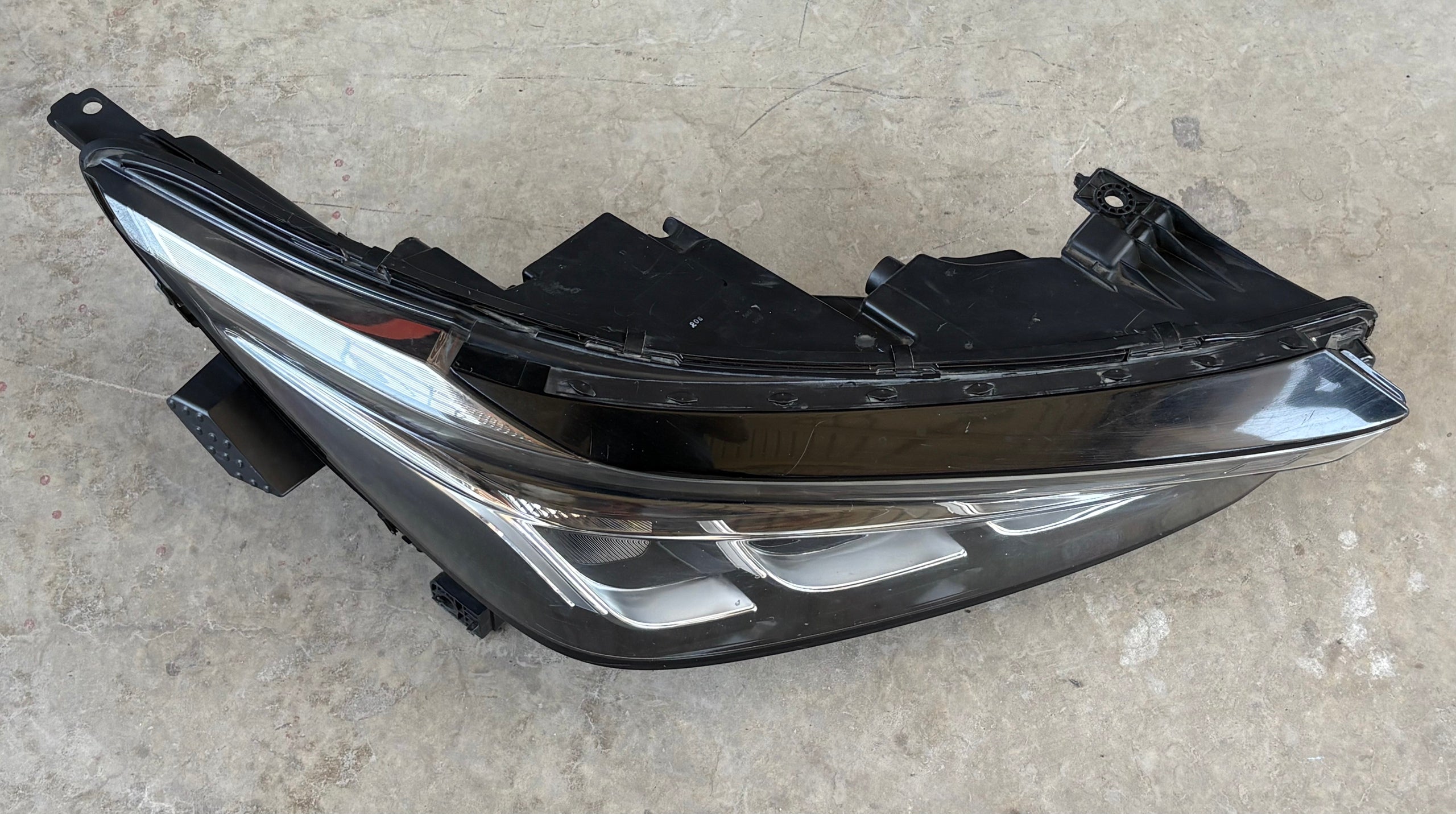 Right Headlamp Assembly for Honda City 2022 - Used2