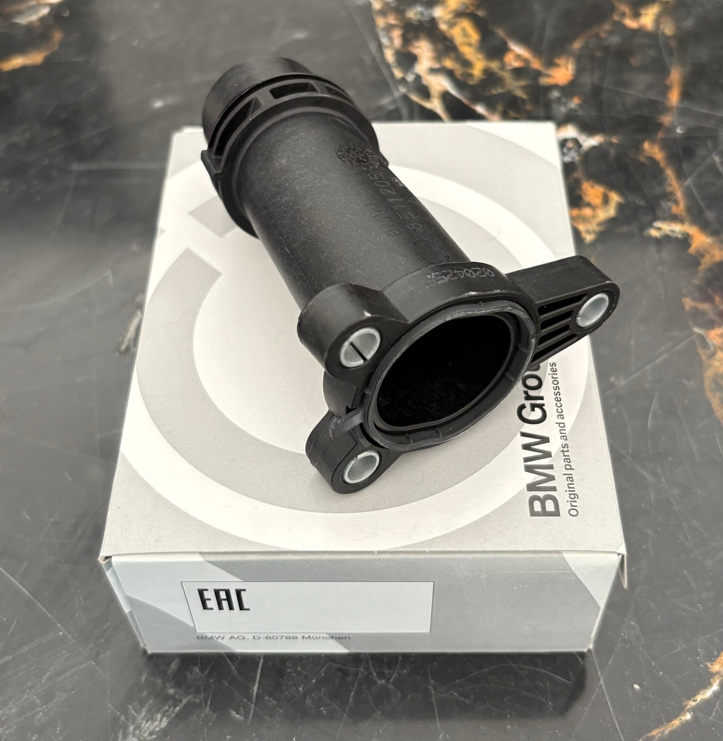 Water Elbow for BMW 7 Series 2016 - New2