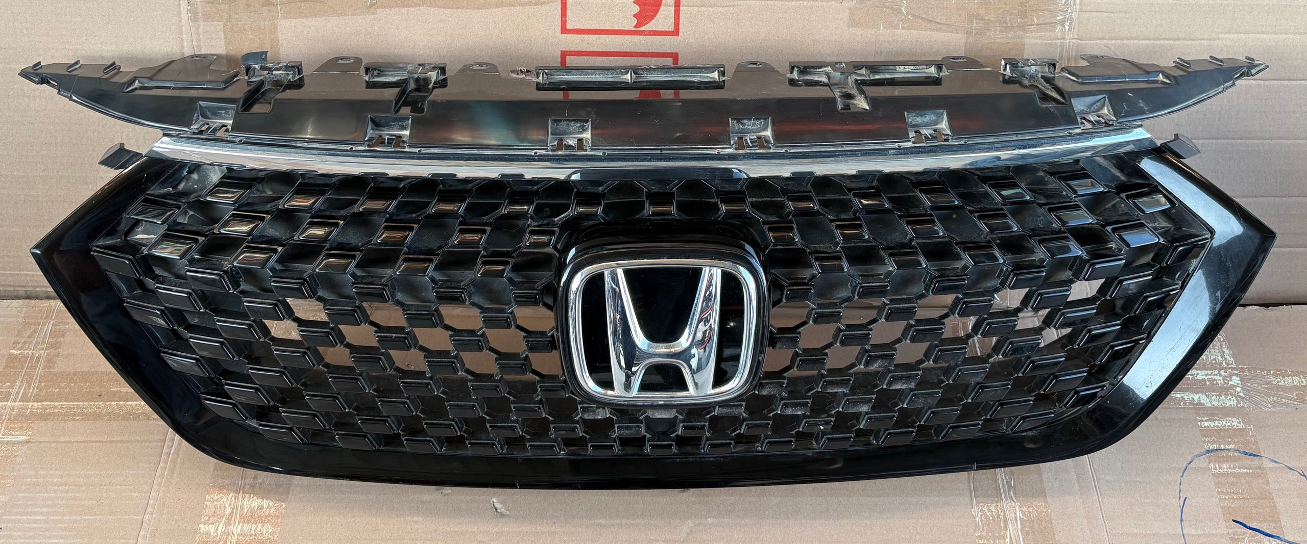 Front Grille for Honda HR-V 2023 (fits 2022-2024) - Used-Main image