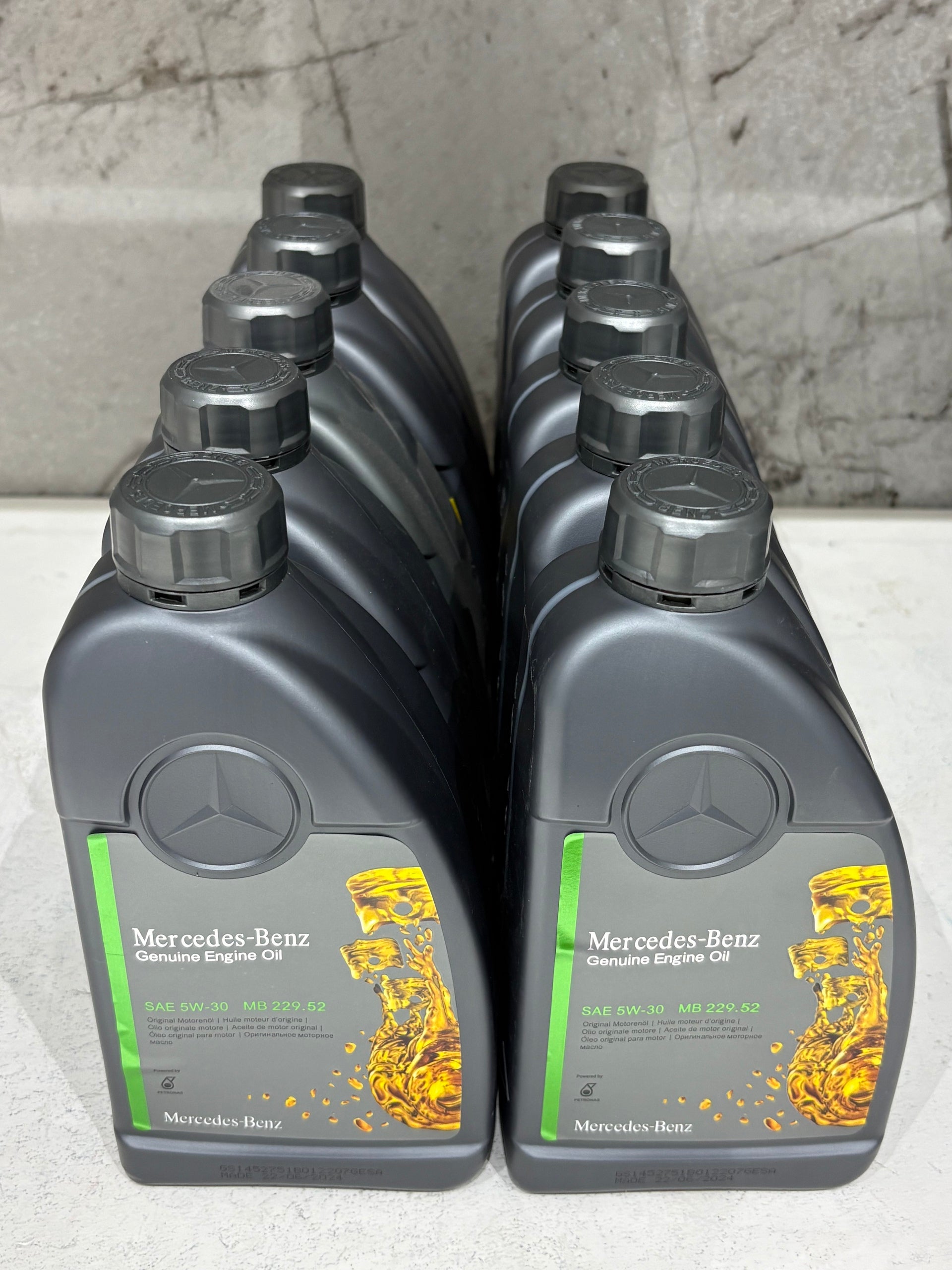 Engine Oil with filter for Mercedes-Benz S-Class 2020 - New-Main image