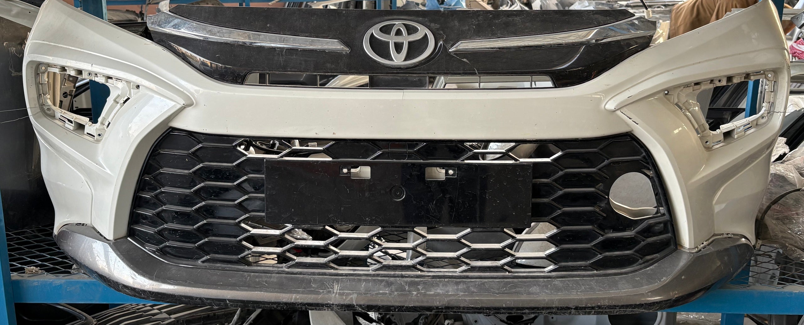 front Front Bumper for Toyota Urban Cruiser 2022 - Used-Main image