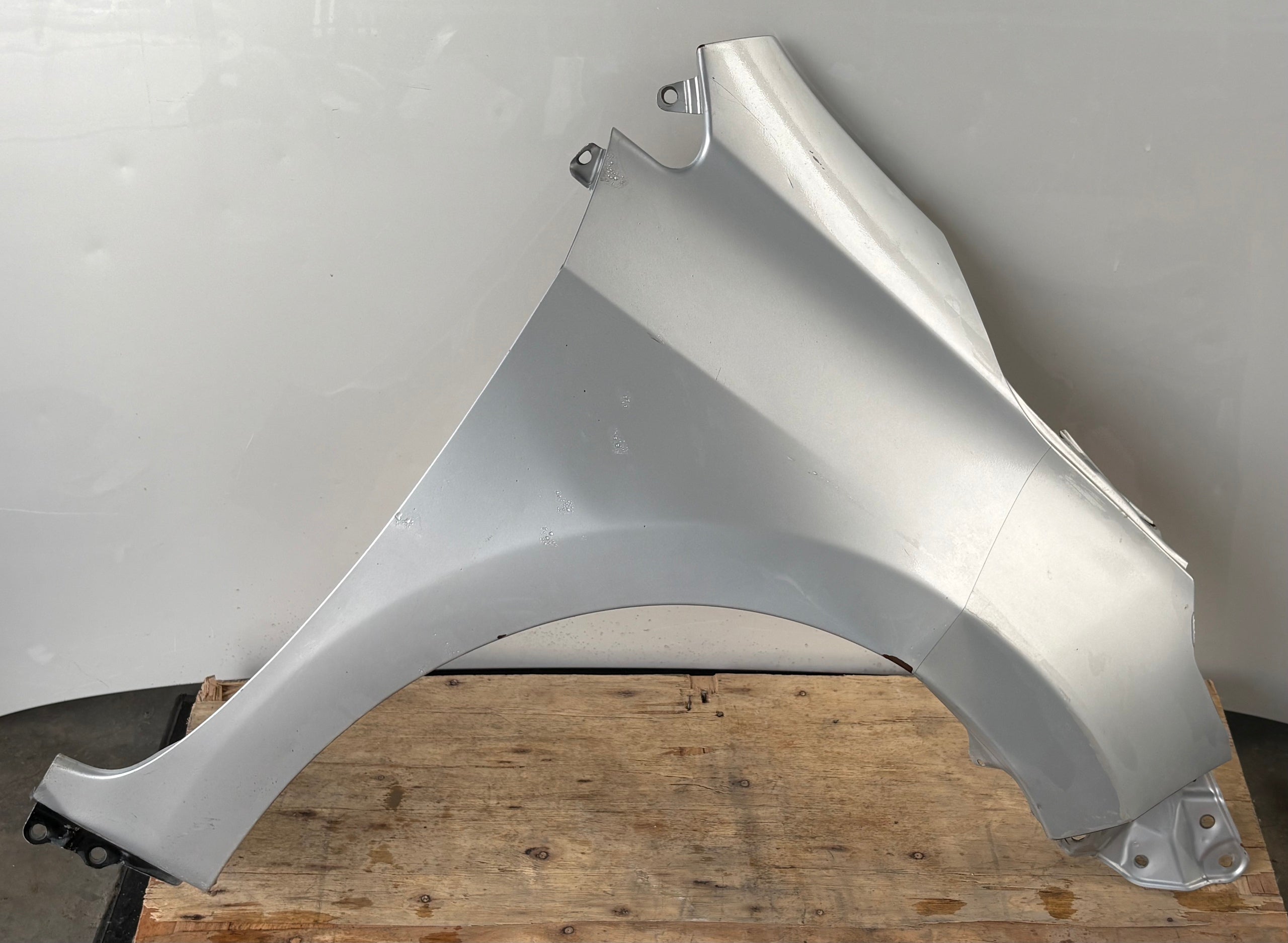 Right Fender for Toyota Corolla 2016 (fits 2013-2018) - Used2