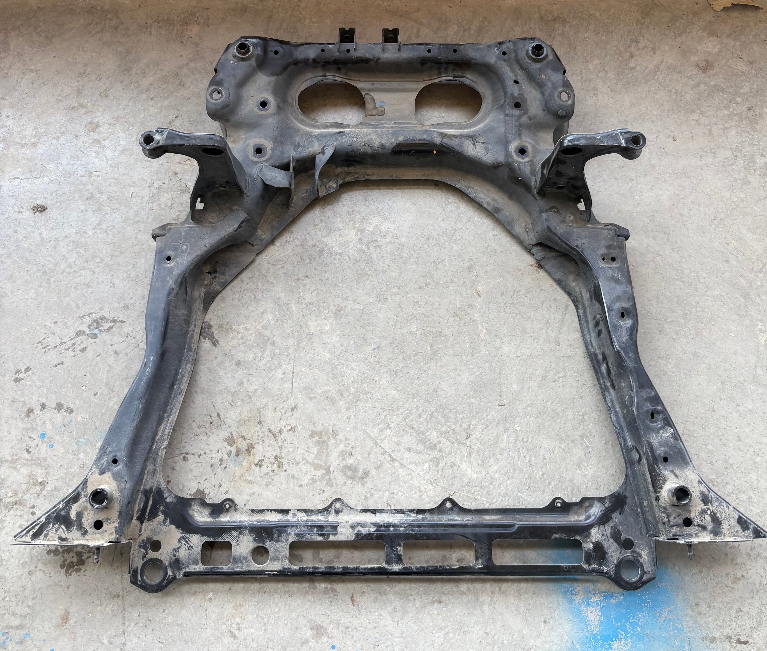 Front Crossmember for Nissan X-Trail 2023 - Used-Main image