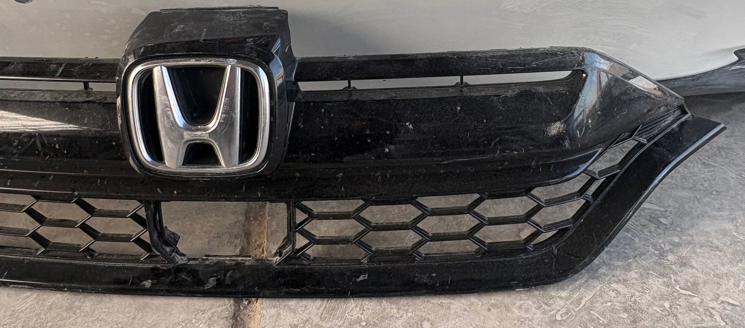 Front Grille for Honda CR-V 2021 (fits 2017-2022) - Used2